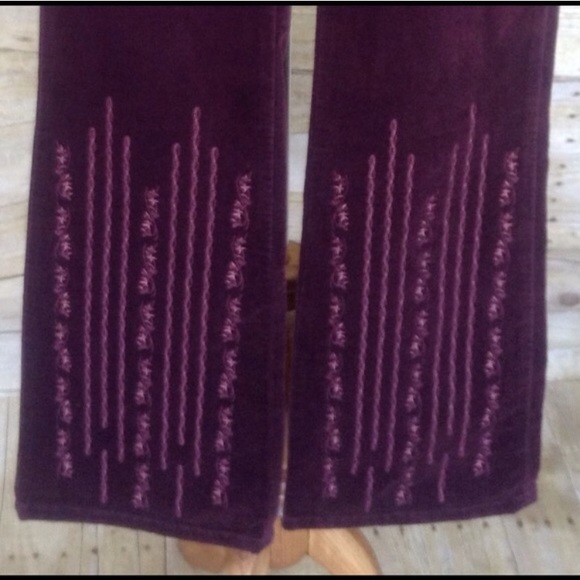 Buffalo bootcuts with embroidery - Picture 3 of 4